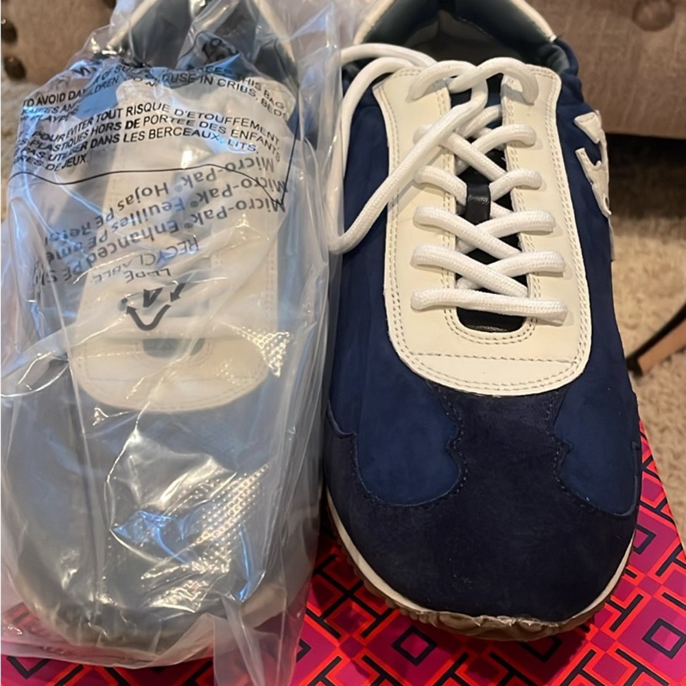 NEW - Tory Burch sneakers, 9.5